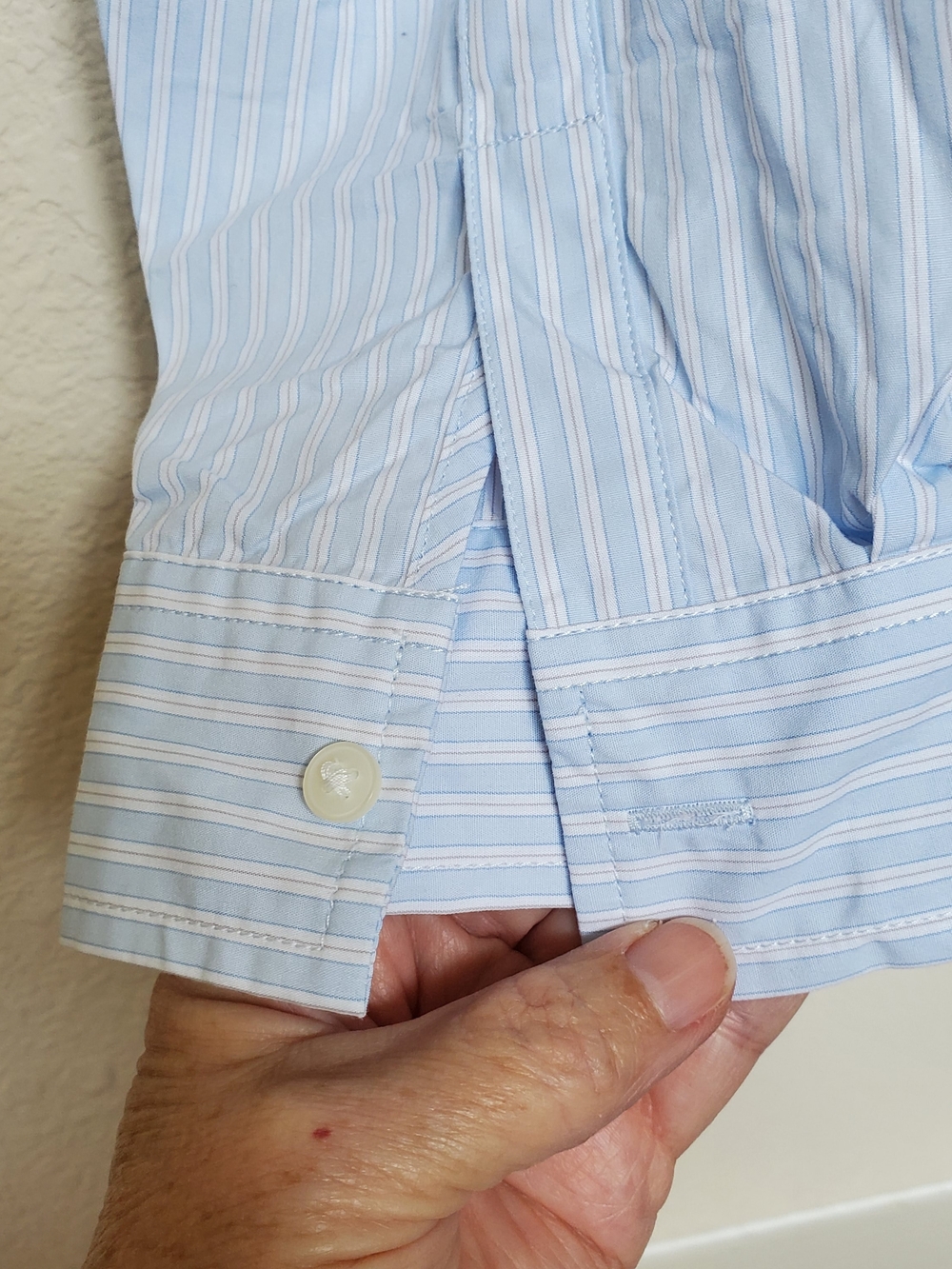 Ann Taylor Light Blue Pinstripe Button-Down  Oversized Shirt.  Size XXL - Picture 2 of 6